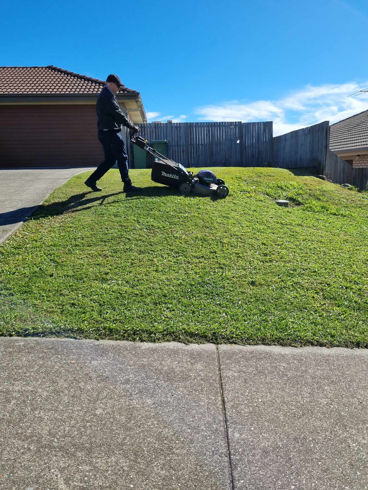 lawn mowing ipswich